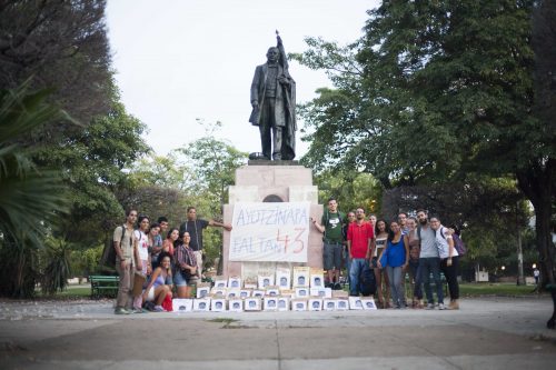 Ayotzinapa en Cuba _75