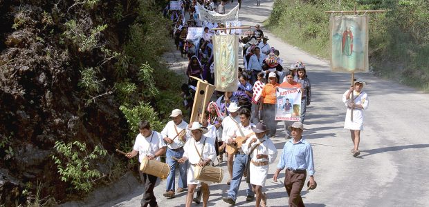 Esta es la historia de un pueblo de Chiapas. De esta provincia que se independizó de Guatemala y por voluntad se anexionó a México. Un...