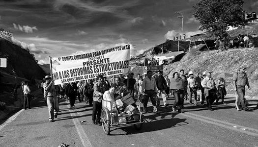 San Cristóbal de las Casas, Chiapas, 3 de julio de 2016.- Esta mañana la coordinación de la CNTE en los Altos de Chiapas desmiente el...